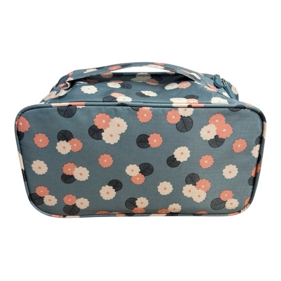 NWOT Alena Culian Waterproof Underwear Travel Bag and Bra Organizer Polka Dot - Picture 2 of 7